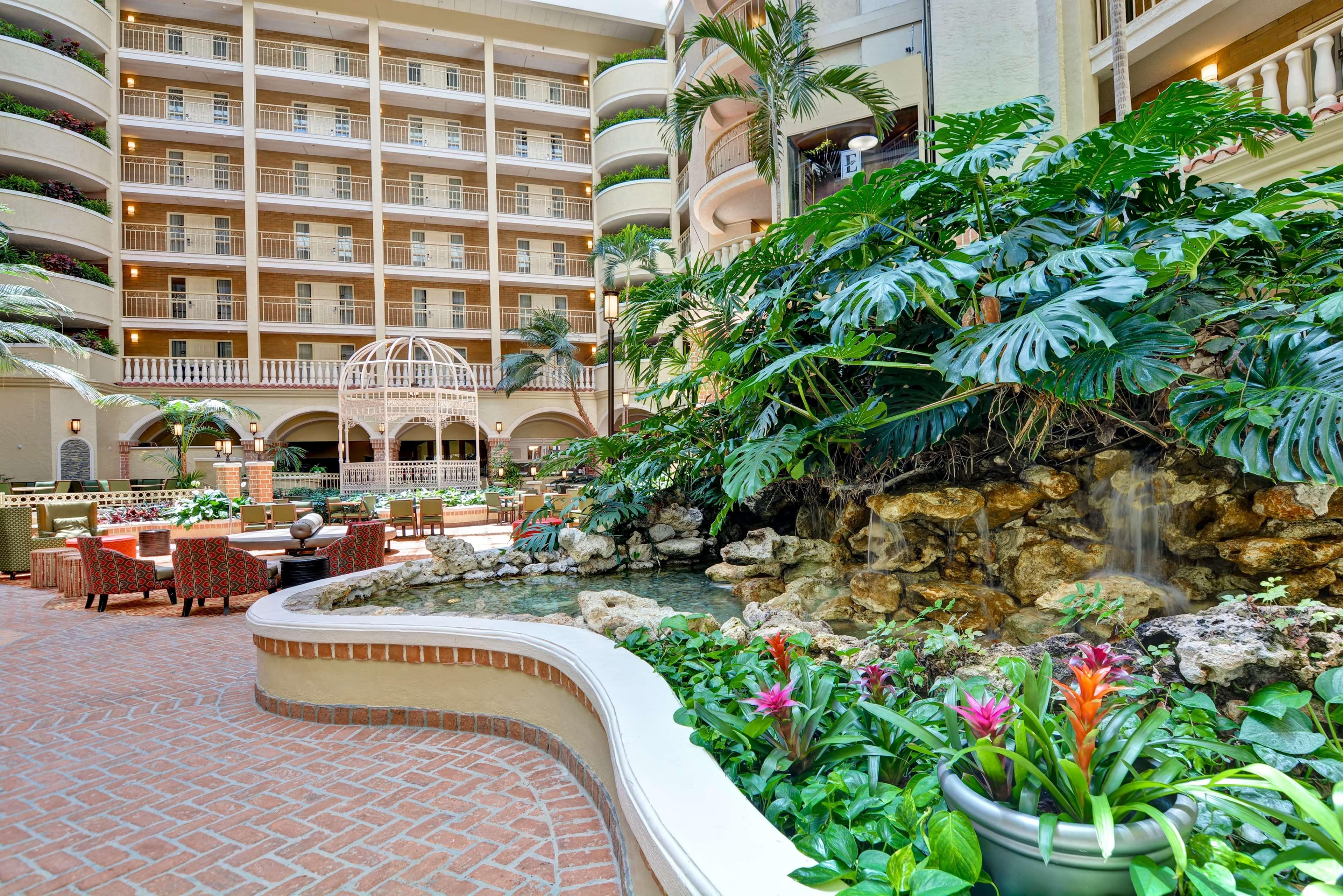 Embassy Suites Orlando - North Exterior foto